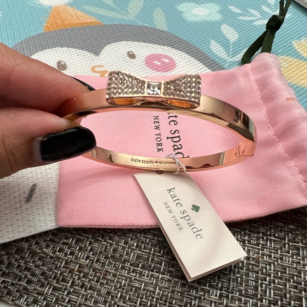 Kate Spade Ready Set Bow Gold Tone Bangle